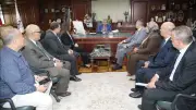 محافظ بني سويف يبحث مع البنك الزراعي تطوير النقل الجماعي ودعم الأسر