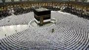 أخطاء شائعة يقع فيها الحاج أثناء أداء المناسك.. احذرها وتجنب الفدية