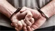 ضبط عاطل انتحل صفة أمين شرطة للنصب على المواطنين في دار السلام