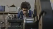 أدهم شكر يفوز بجائزة أفضل ممثل عن دوره في فيلم المستعمرة