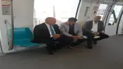 وزير النقل يستقل المونوريل متوجهاً إلى العاصمة الجديدة بدلاً من سيارته