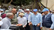 وزير الري ومحافظ قنا يتفقدان مشروع تحديث الري لصغار المزارعين بقوص
