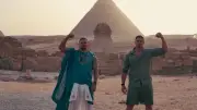 ملاكمة عالمية على سفح الأهرامات.. أوسيك وفيرهوفن في مواجهة نارية