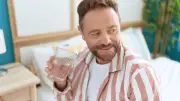 تأثير تغير الفصول على العلاقة الجنسية للرجال.. فوائد غير متوقعة لشرب الماء