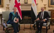وزير الخارجية يؤكد ضرورة دعم المسار التفاوضي الأميركي الإيراني لوقف التصعيد