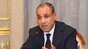 وزير الخارجية يؤكد أهمية تعزيز التعاون البرلماني مع بريطانيا