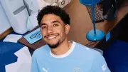 برشلونة يخطط لضم عمر مرموش في الصيف لتعزيز الهجوم