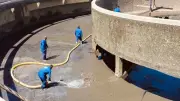 شركة مياه كفر الشيخ تنهي غسيل وتعقيم مروقات محطة فوة