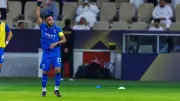 سالم الدوسري يفاجئ جماهير الهلال بالمشاركة في التدريبات قبل مواجهة الفيحاء