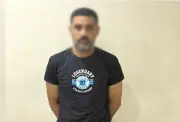 القبض على عامل هدد والدته بسلاح ناري في قويسنا