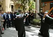 فنون الأداء الشعبي تخطف الأنظار في شارع الفن بالقاهرة