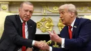 أردوغان لترامب: تمديد وقف إطلاق النار تطور إيجابي وندعم الاستقرار في سوريا