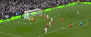 فيديو: فريابورغ تهزم أستون فيلا وتتوج بلقب دوري المؤتمر الأوروبي
