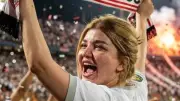 ياسمين الخطيب تحتفل بتتويج الزمالك بلقب الدوري المصري