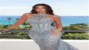 هنا الزاهد وياسمين صبري ويارا السكري يتألقن بإطلالات أنيقة في مهرجان كان السينمائي