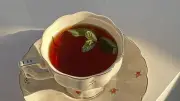في اليوم العالمي للشاي.. ماذا يحدث لجسمك عند تناوله يومياً؟