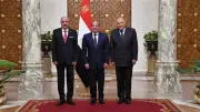 السيسي يلتقي وزيري خارجية الجزائر وتونس ويؤكد تعزيز التعاون الثلاثي