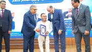 وزير العمل والمحافظ يسلمان عقود عمل للشباب وذوي الهمم بالدقهلية