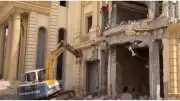 محافظة الجيزة تعلق على هدم قصر مخالف بمنيل شيحة وتؤكد صحة الإزالة