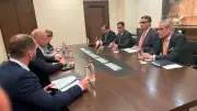 وزير التموين يبحث تعزيز تجارة الحبوب مع البورصة الروسية في سوتشي
