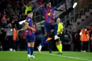 موعد مباراة برشلونة وفالنسيا الليلة في ختام الدوري الإسباني
