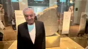 زاهي حواس يطلق نداءً عالمياً من المتحف البريطاني لاسترداد حجر رشيد
