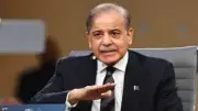 رئيس وزراء باكستان يصل الصين في زيارة رسمية لتعزيز التعاون