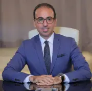 كاتب صحفي: النظام الإيراني يمر باضطراب داخلي يؤثر على صناعة القرار السياسي
