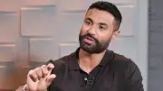 كريم فهمي يعلن قطع علاقته بفنان شمت في شقيقه أحمد فهمي