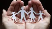 من الأب إلى الجد ثم الأم.. قانون الأسرة الجديد يحدد أولويات النفقة