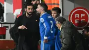 أربيلوا يتجاهل كارفاخال في وداعه الأخير مع ريال مدريد