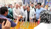 محافظ الشرقية يتفقد سوق اليوم الواحد بالزقازيق للاطمئنان على توافر السلع وجودتها