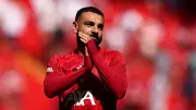 سلوت يكشف سبب إشراك محمد صلاح أساسياً أمام برينتفورد