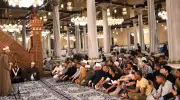 نفحات العشر المباركة تملأ رحاب الإمام الحسين وتواصل ليالي الذكر والابتهال