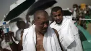 الصحة السعودية توصي الحجاج باستخدام المظلات وشرب المياه باستمرار