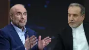 رئيس البرلمان الإيراني وعراقجي يصلان الدوحة لبحث اتفاق محتمل مع واشنطن