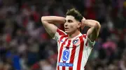 مستقبل ألفاريز بيد شخص واحد.. برشلونة ينتظر قرار أتلتيكو مدريد