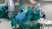 نجاح جراحة دقيقة لتثبيت الفقرات وتوسيع القناة العصبية في بني سويف