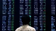 تراجع الأسهم الآسيوية مع تصاعد التوترات في إيران وضربات أمريكية جديدة