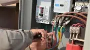 حملات مكثفة لضبط سرقة الكهرباء خلال عيد الأضحى