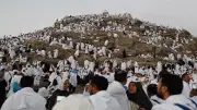 بعثة الحج السياحي تؤكد: الوقاية من الإجهاد الحراري أولوية قصوى لحجاج السياحة