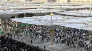 المسجد النبوي يستقبل آلاف المصلين والزوار في يوم عرفة