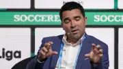 ديكو يكشف عن مفاوضات برشلونة لضم جواو بيدرو وألفاريز