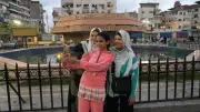 أجواء الفرحة تغمر أسر الغربية في عيد الأضحى وسط صور السيلفي بالمسجد الأحمدي