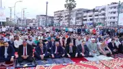 آلاف المصلين يملأون ساحة ميدان الساعة بدمياط في أول أيام عيد الأضحى بحضور المحافظ