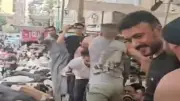 أحمد العوضي يحتفل بعيد الأضحى مع أهالي عين شمس ويذبح الأضاحي
