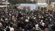 أهالي غزة يصلون عيد الأضحى على أنقاض المساجد المدمرة