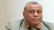 تفاصيل حادث الكاتب مدحت الجيار بعد تعرضه لغيبوبة مفاجئة بالشروق