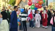 آلاف المواطنين يتوافدون على الحدائق والشواطئ في أول أيام عيد الأضحى