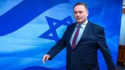 كاتس: سنواصل العمل لإزالة التهديدات في كل الجبهات